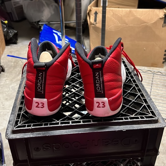 Jordan shoes - Picture 4 of 8